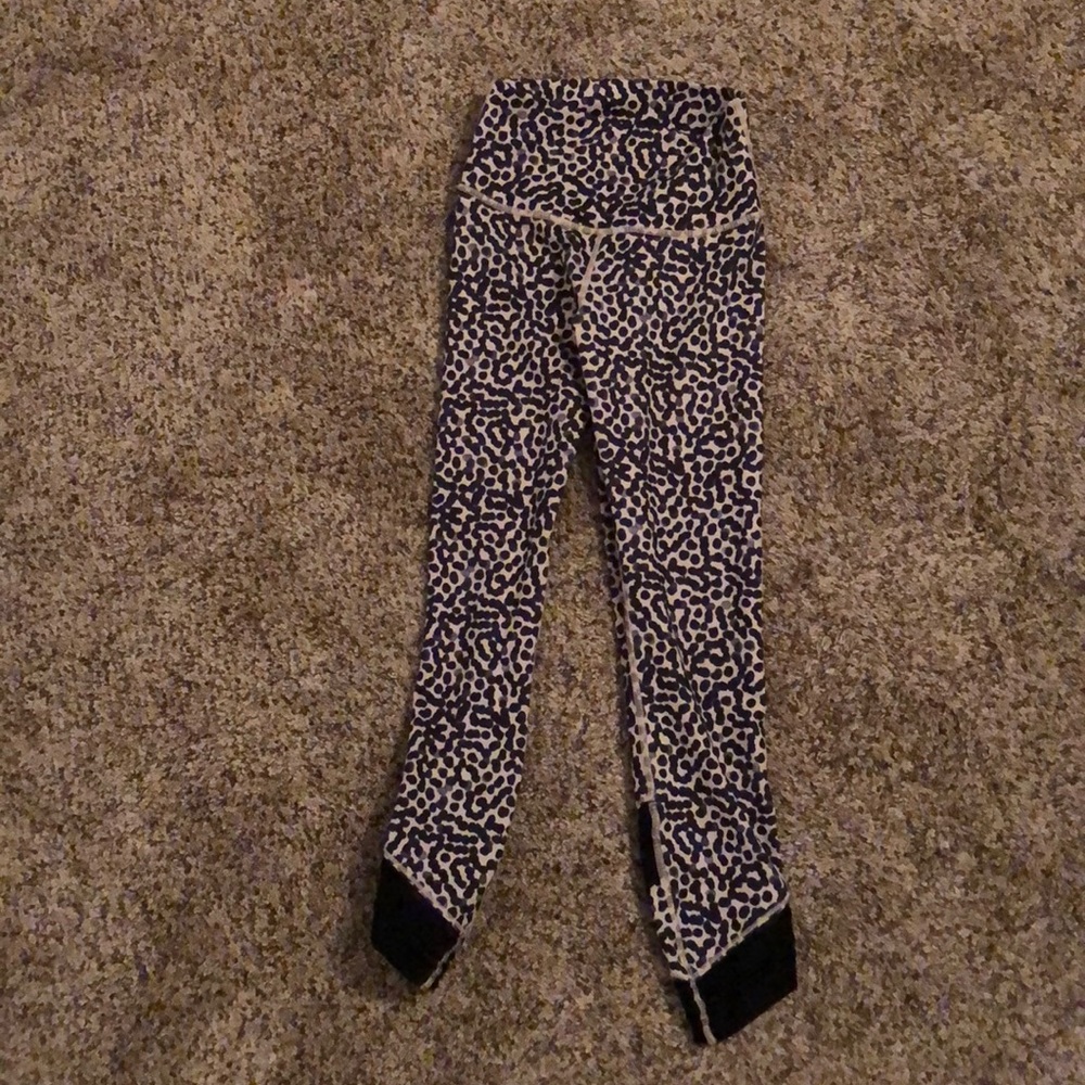 Lulu lemon wunder under leggings size 4